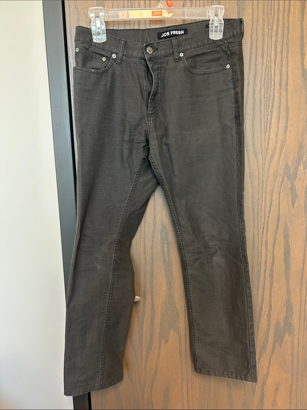 Joe Fresh Men's Dark Gray Straight Jeans